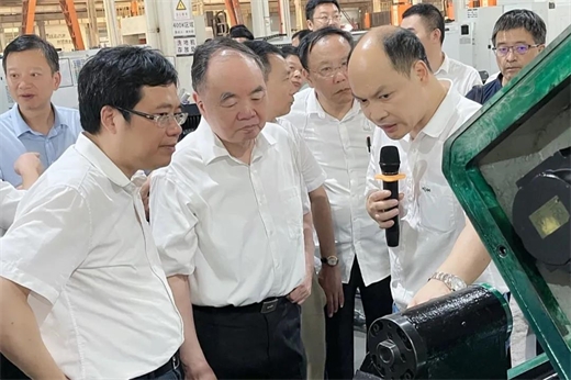 中國(guó)科協(xié)、中國(guó)工程院“科創(chuàng)中國(guó)”智匯臺(tái)州系列活動(dòng)團(tuán)隊(duì)來(lái)溫嶺市考察調(diào)研